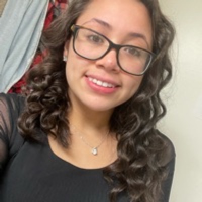 User profile - Nathalie C..